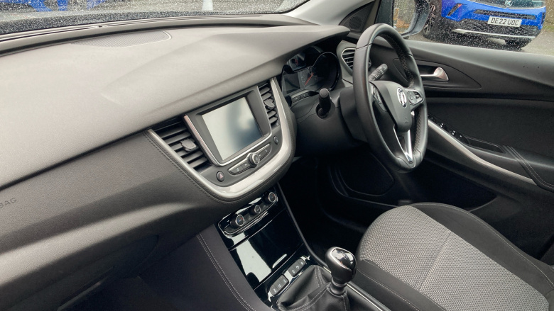 Vauxhall Grandland X 1.2 Turbo SE 5dr Petrol Hatchback